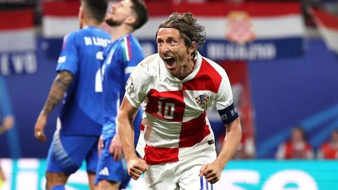 标赛的开幕 标赛的开幕